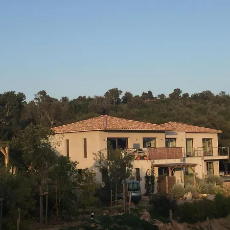 Cote Maquis 50m2 Dans Villa, En Rez De Jardin Porto-Vecchio (Corsica)