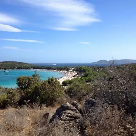 Cote Maquis 50m2 Dans Villa, En Rez De Jardin *